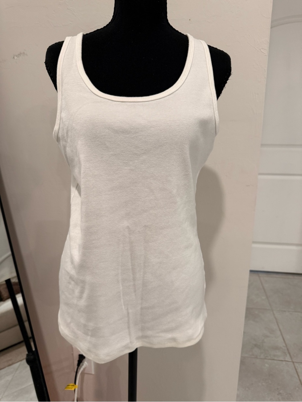Sonoma White Scoop Neck Tank Top